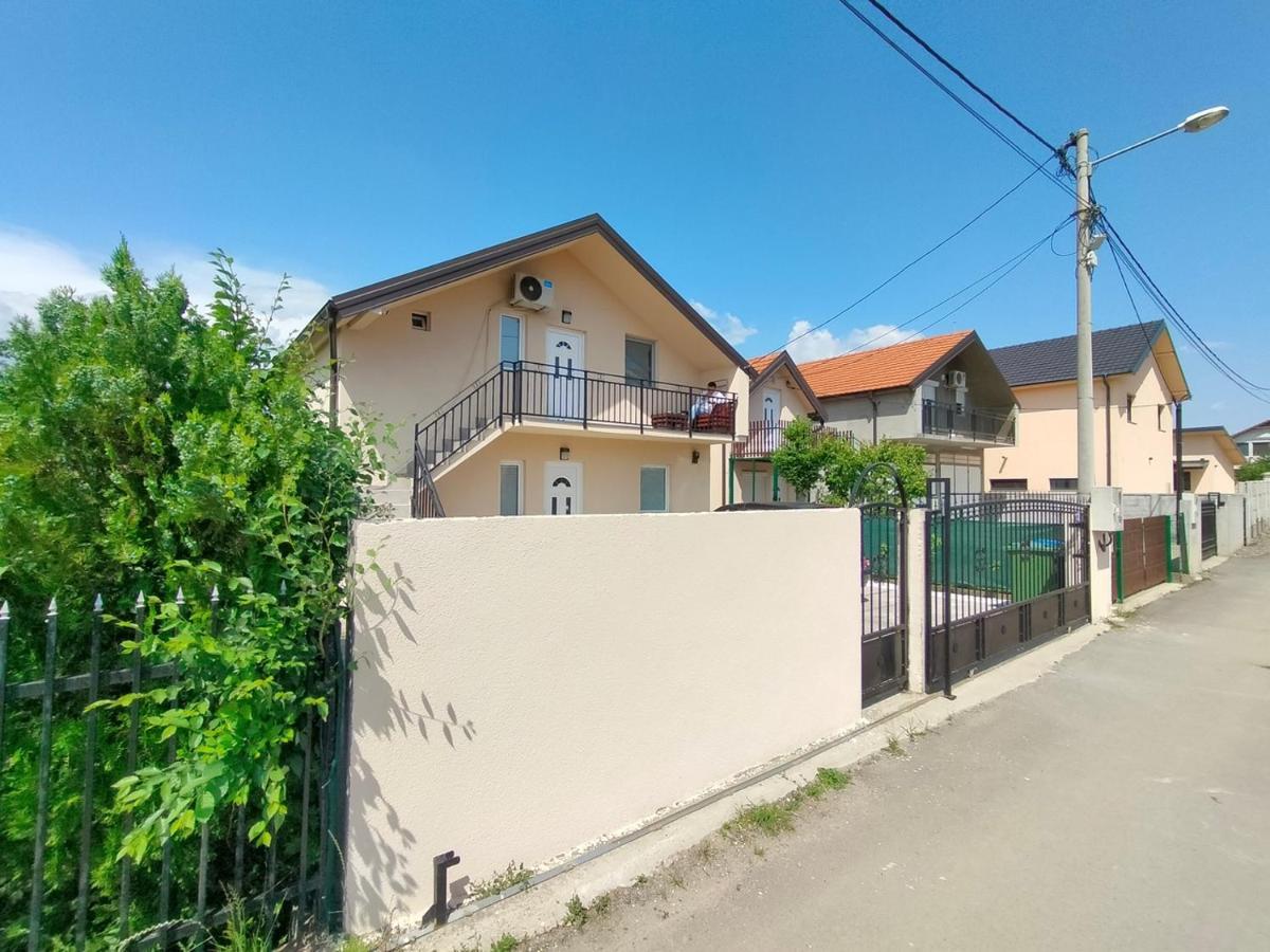 A1 - Airport Belgrade Apartment Bagian luar foto