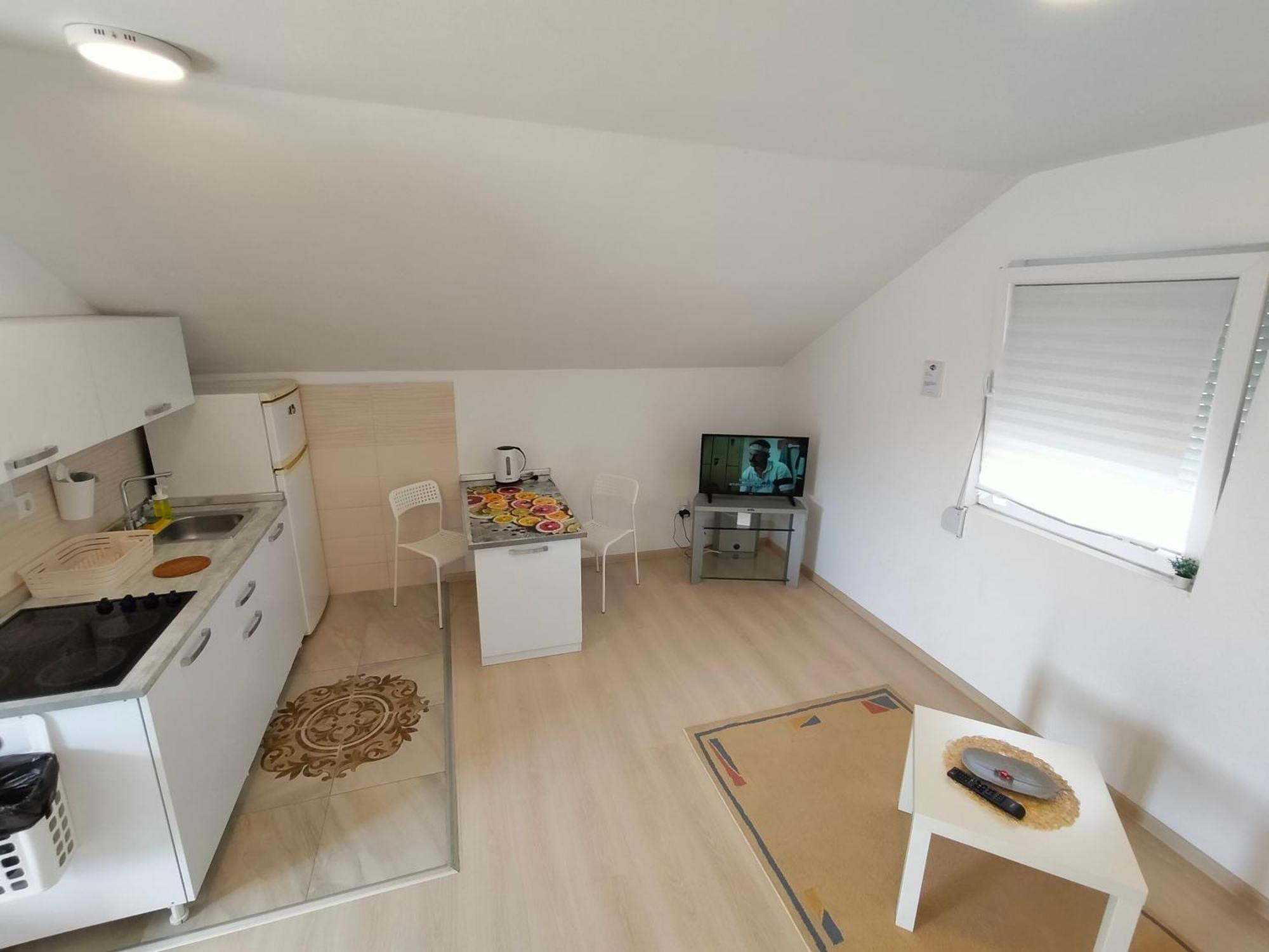 A1 - Airport Belgrade Apartment Bagian luar foto