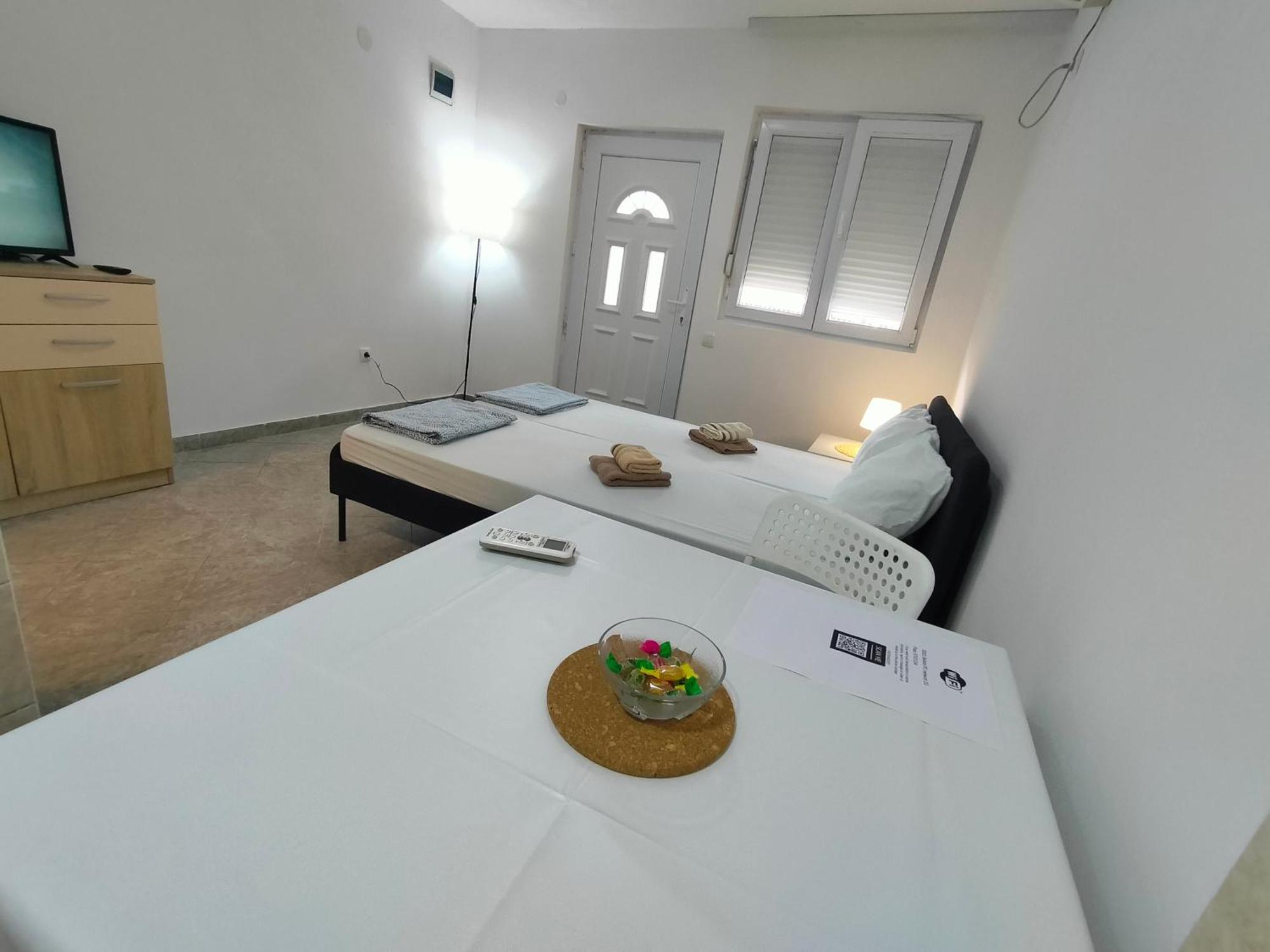 A1 - Airport Belgrade Apartment Ruang foto