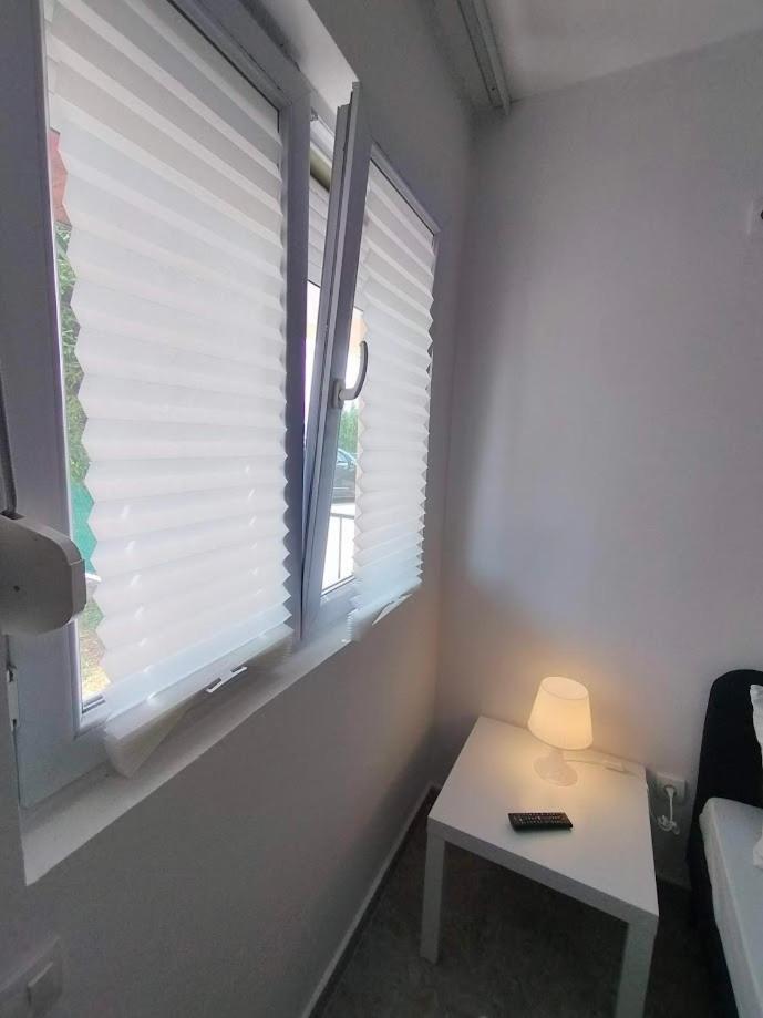 A1 - Airport Belgrade Apartment Ruang foto